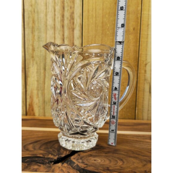 Avitra Royal Pinwheel 24 OZ Lead Crystal Pitcher - Picture 2 of 9